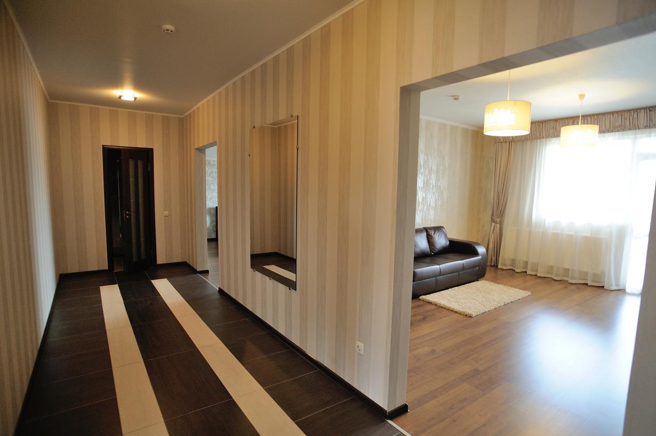 Hotel Vulyk Duliby Bagian luar foto